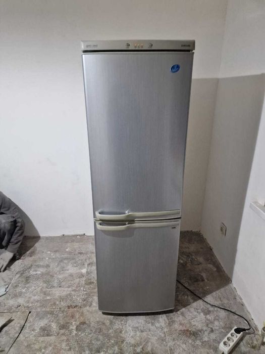 Холодильник самсунг