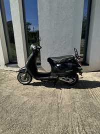 Scuter berini 49 cc