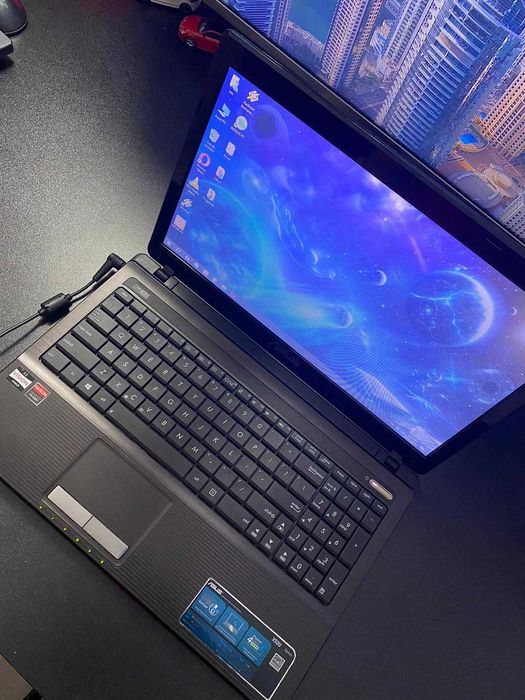 Laptop Asus X53U