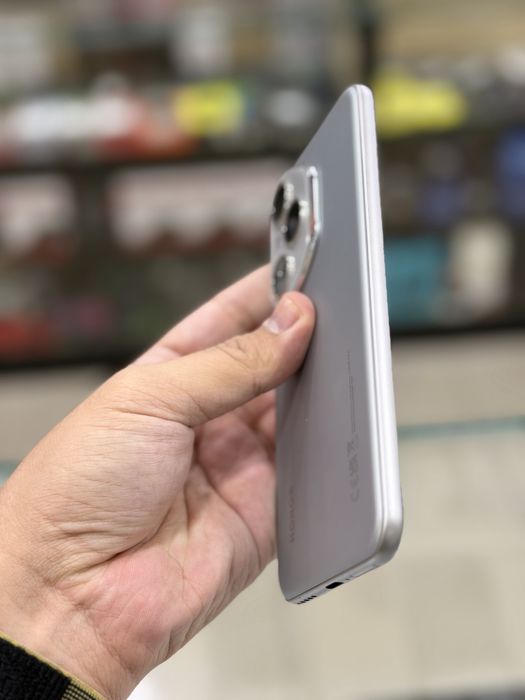Honor 400 pro 12/512 gb gray в идеальном состоянии