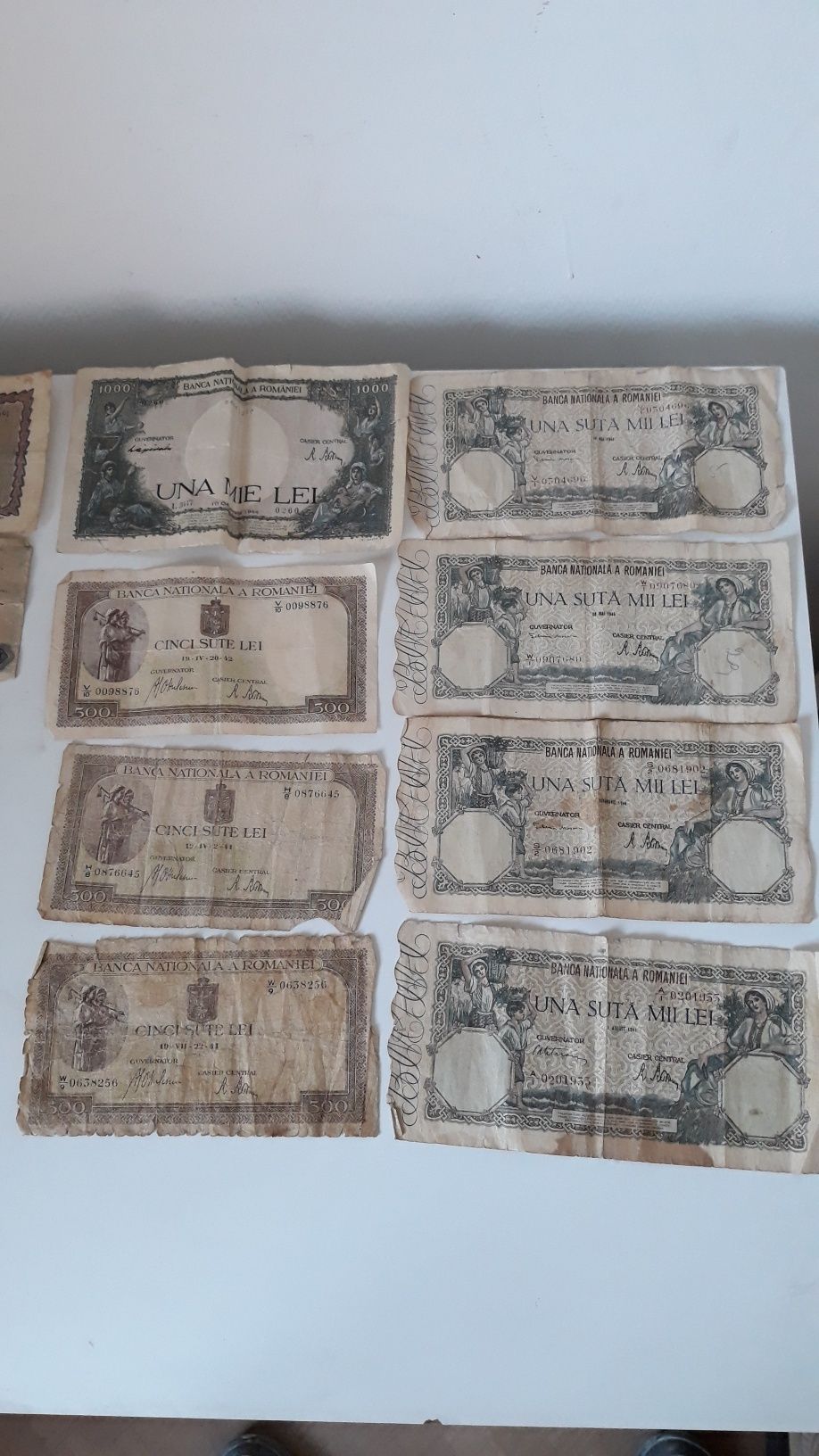 Vand Bancnote și monede vechi