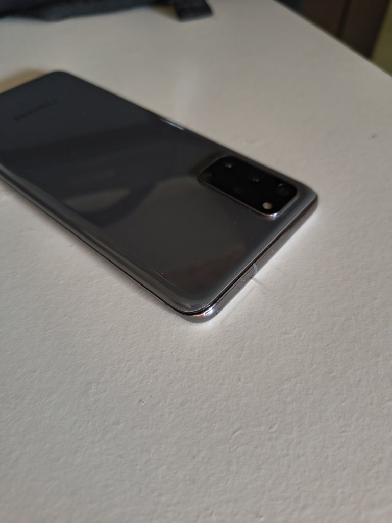 Samsung Galaxy s20 plus