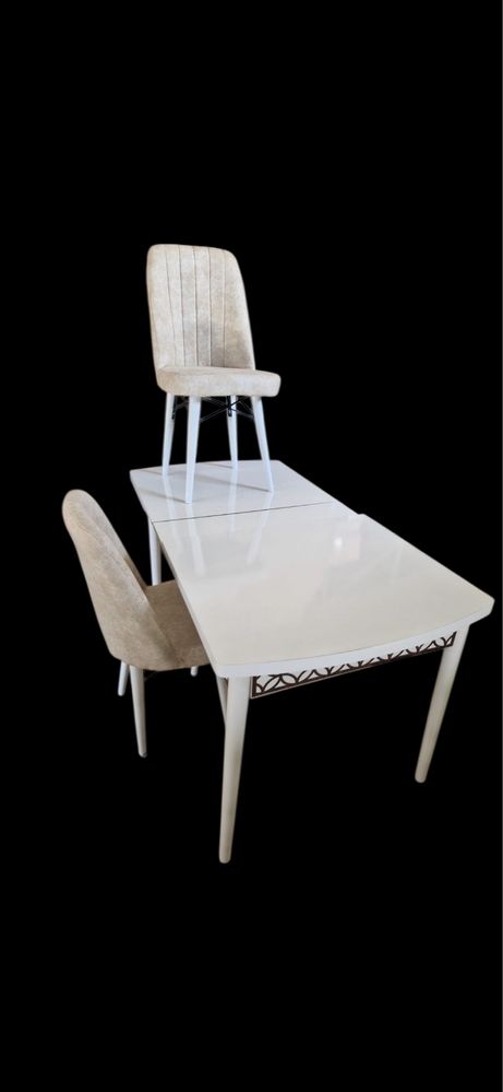 Set masa extensibila cu 6 scaune