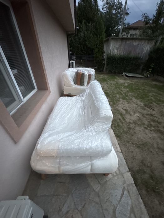 Продавам чисто нов дизайнерски диван