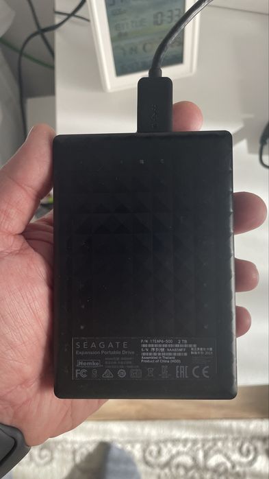 Vand Playstation 4 plus 2 jocuri incluse,HDD extern Seagate Expandable