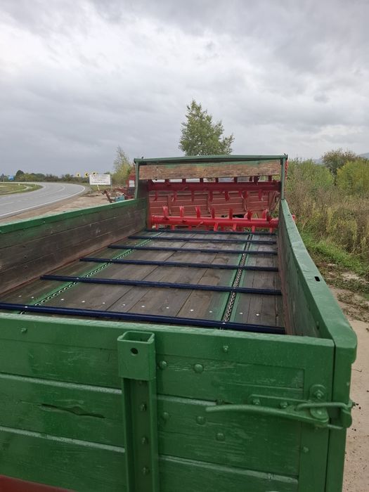 Mig de împrăștiat gunoi