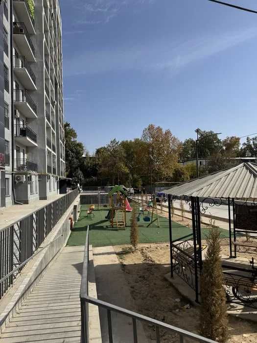 Продается 1 ком квартира в новостройке .Мегапланет.