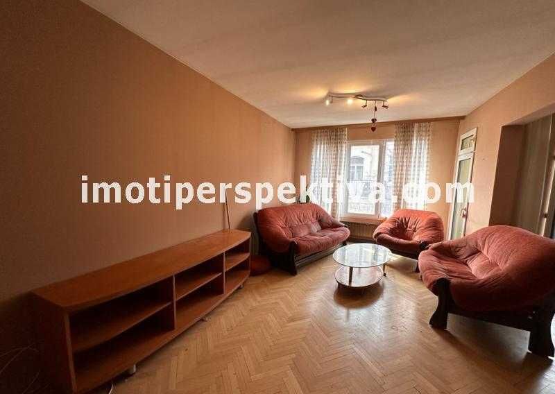 Продава се Тристаен апартамент в Пловдив, Център - 140 кв.м за 1750 €/кв.м - Снимка #2