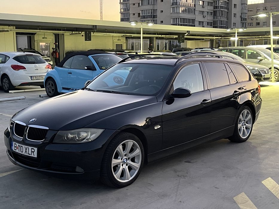 BMW Seria 3 / E91 / N47 / 318 Diesel 143CP 2008/9 Manual, Navi,Fiscal