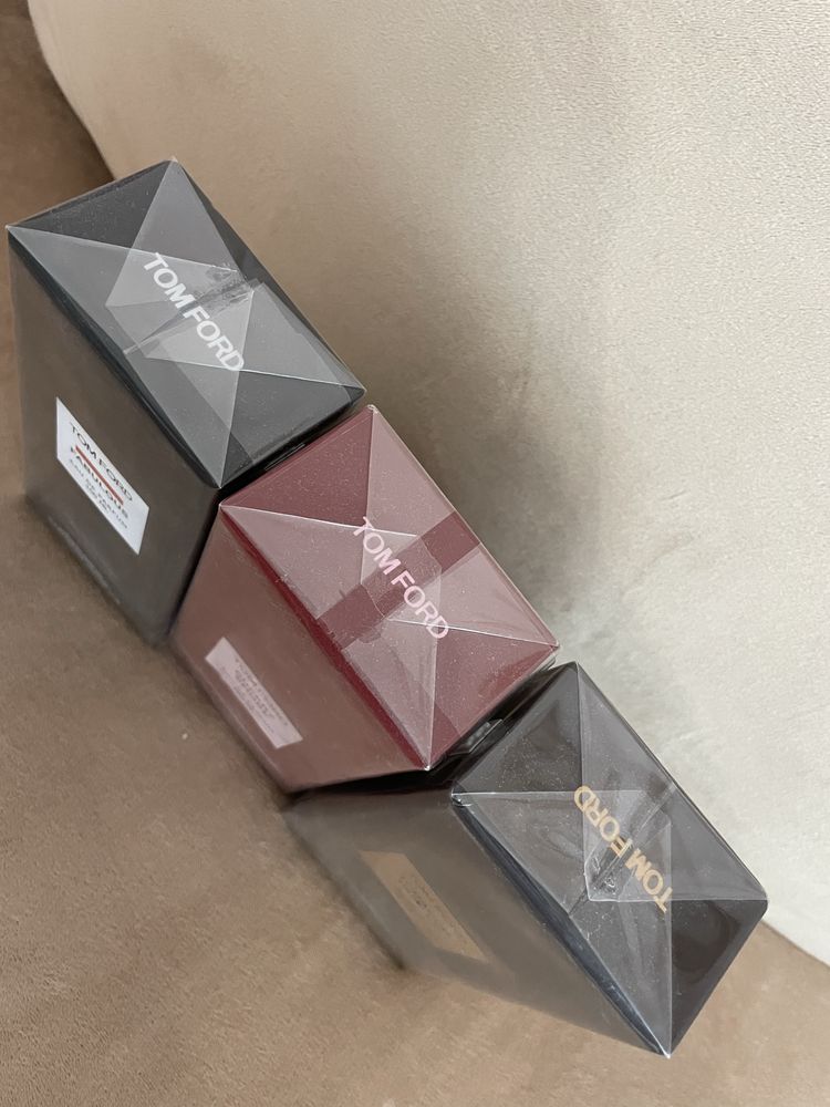 Парфюмu Tom Ford