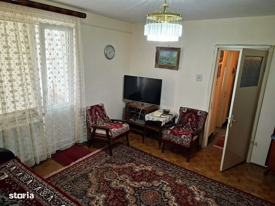 2 camere EXPO PARC , centrala / LIBER , finisaje clasice !