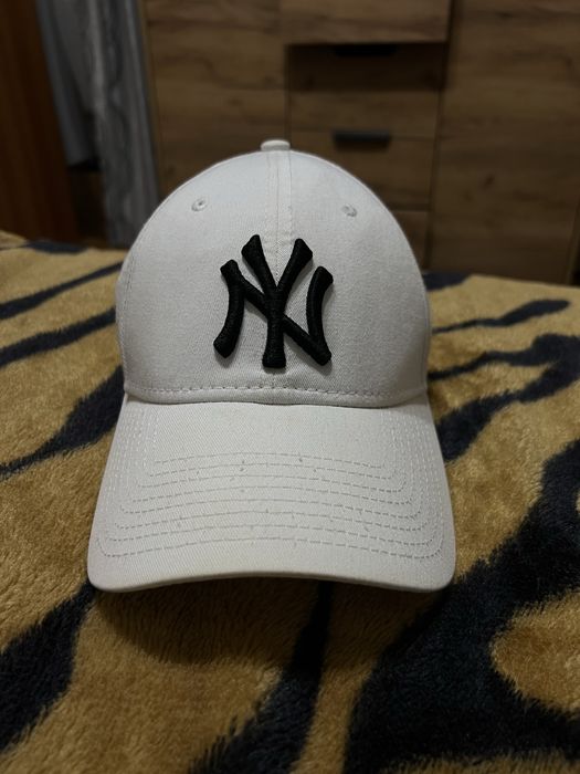 Sapca new era alba