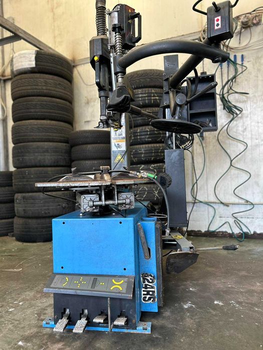 Машина за баланс на гуми + Демонтаж/монтаж  машина за Run-flat гуми,