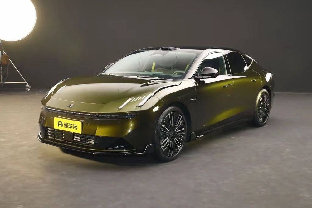 Под заказ Lynk & Co 10 EM-P 240 Four-Wheel Drive (4WD)