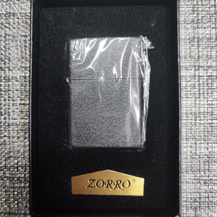 Бензиновая зажигалка Zorro