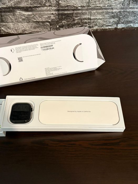 Смарт часовник Apple watch S10