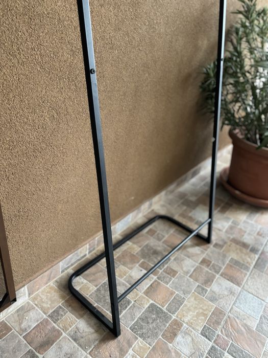 Suport umeras, haine