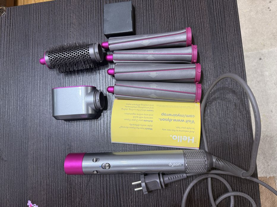 Dyson Airwrap impecabil