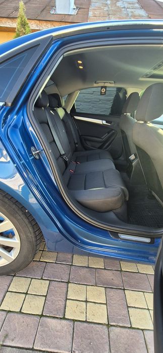Vând Audi A4 B8 2010 2.0 TDI