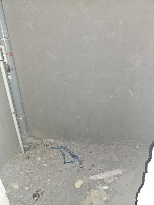 1 xonali kvartira sotiladi