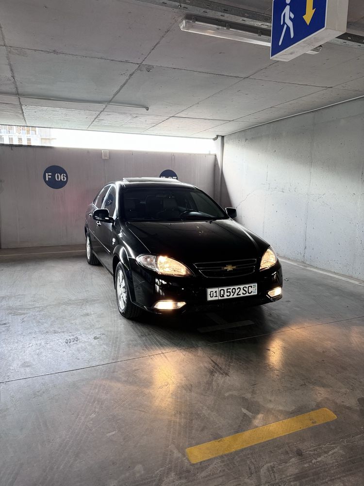 Продам Lacetti (Gentra) в отличном состоянии. Не битая.