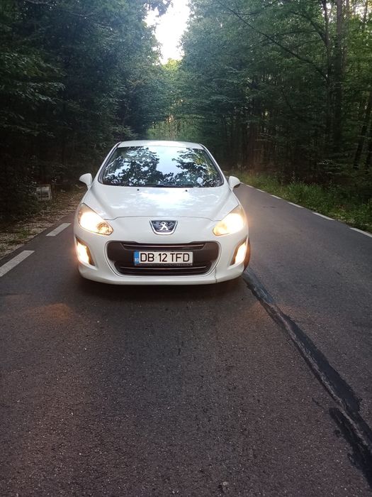 Peugeot 308. An 2012 euro 5