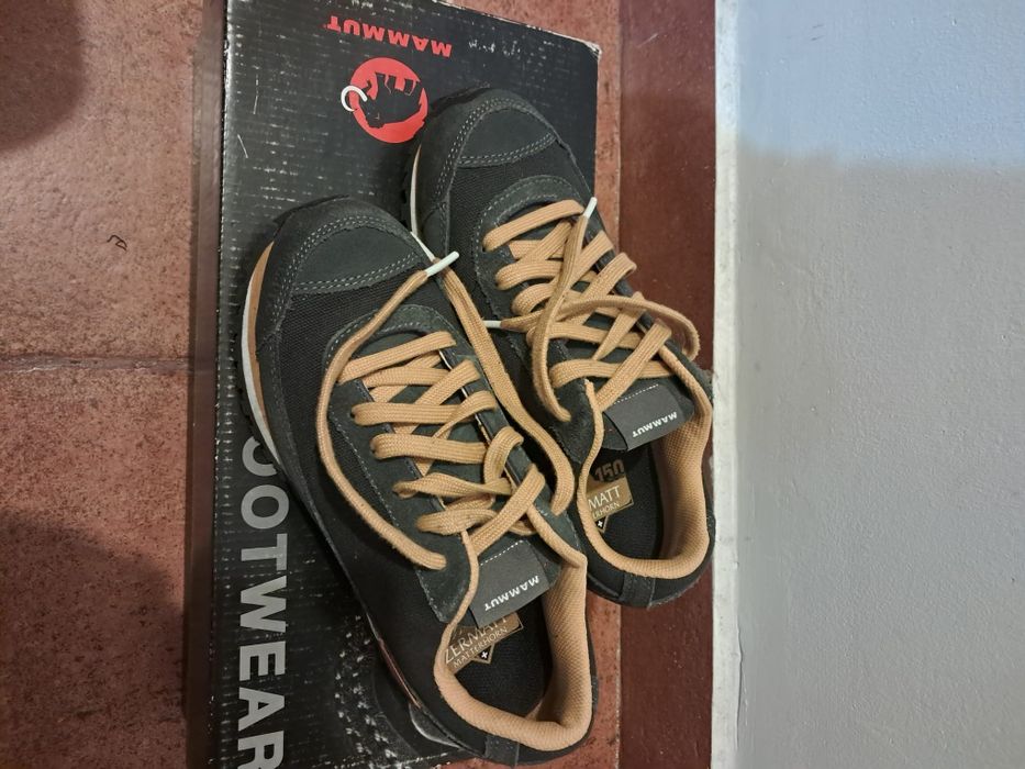 Adidasi Mammut dama Numar 38