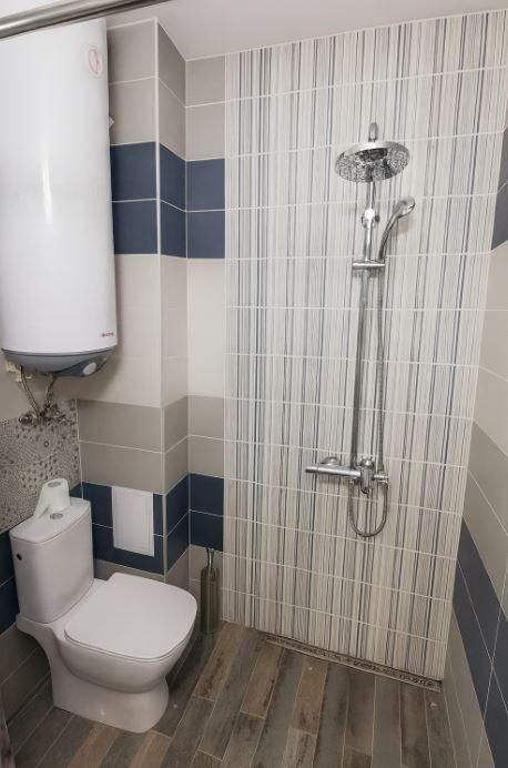 Дава се под наем Тристаен апартамент в Варна, Бриз - 91 кв.м за 575 € - Снимка #5