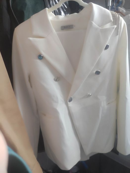 Костюм ШИМ.kastyum shim 44 razmer padroskovi qizla uchun. Tuy hasham u