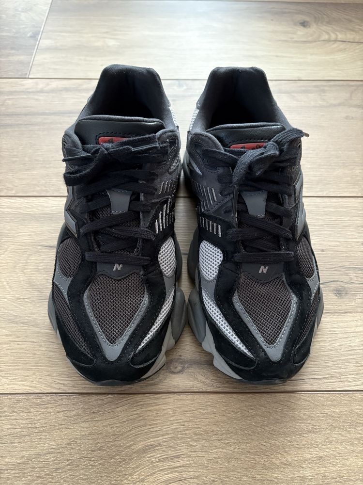 Оригинални New Balance 9060 , черни, мъжки, 44 номер
