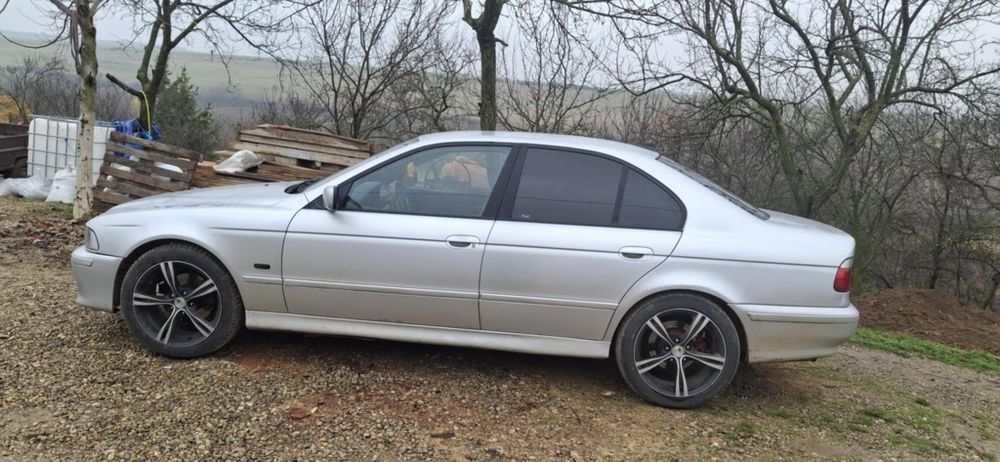 Vand BMW 520D 136 cai