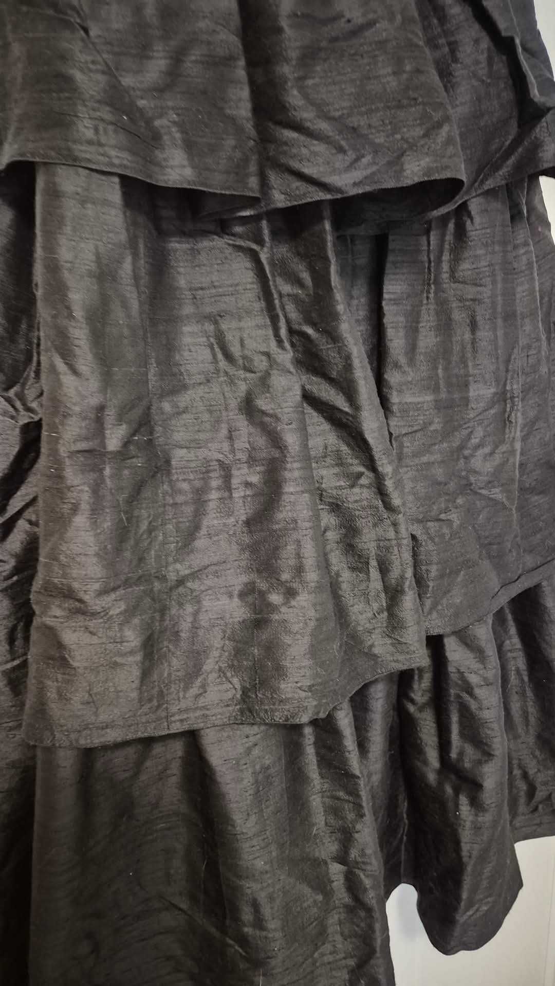 Rochie vintage matase si paiete