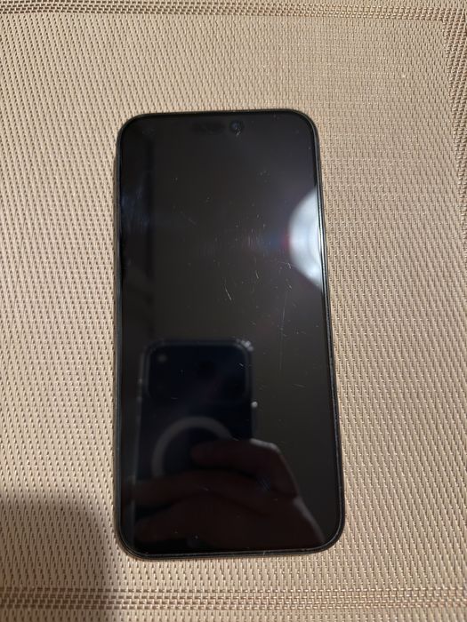 Продавам iPhone 15 Pro Max 256 Black Titanium