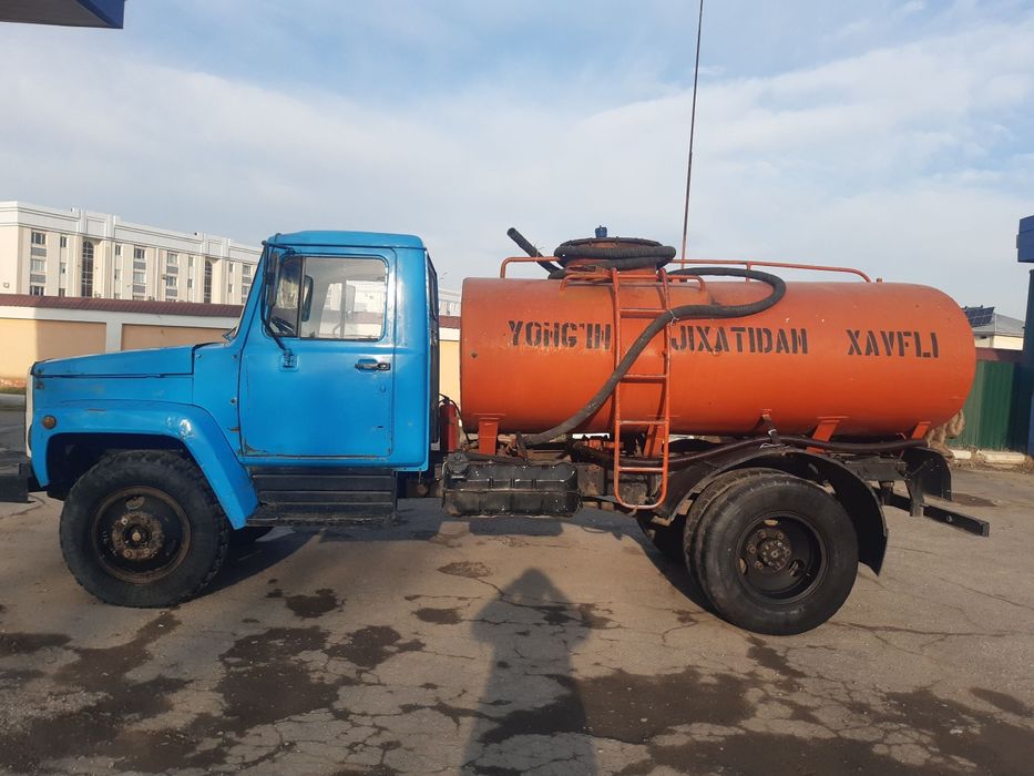 Бензавоз сотилади