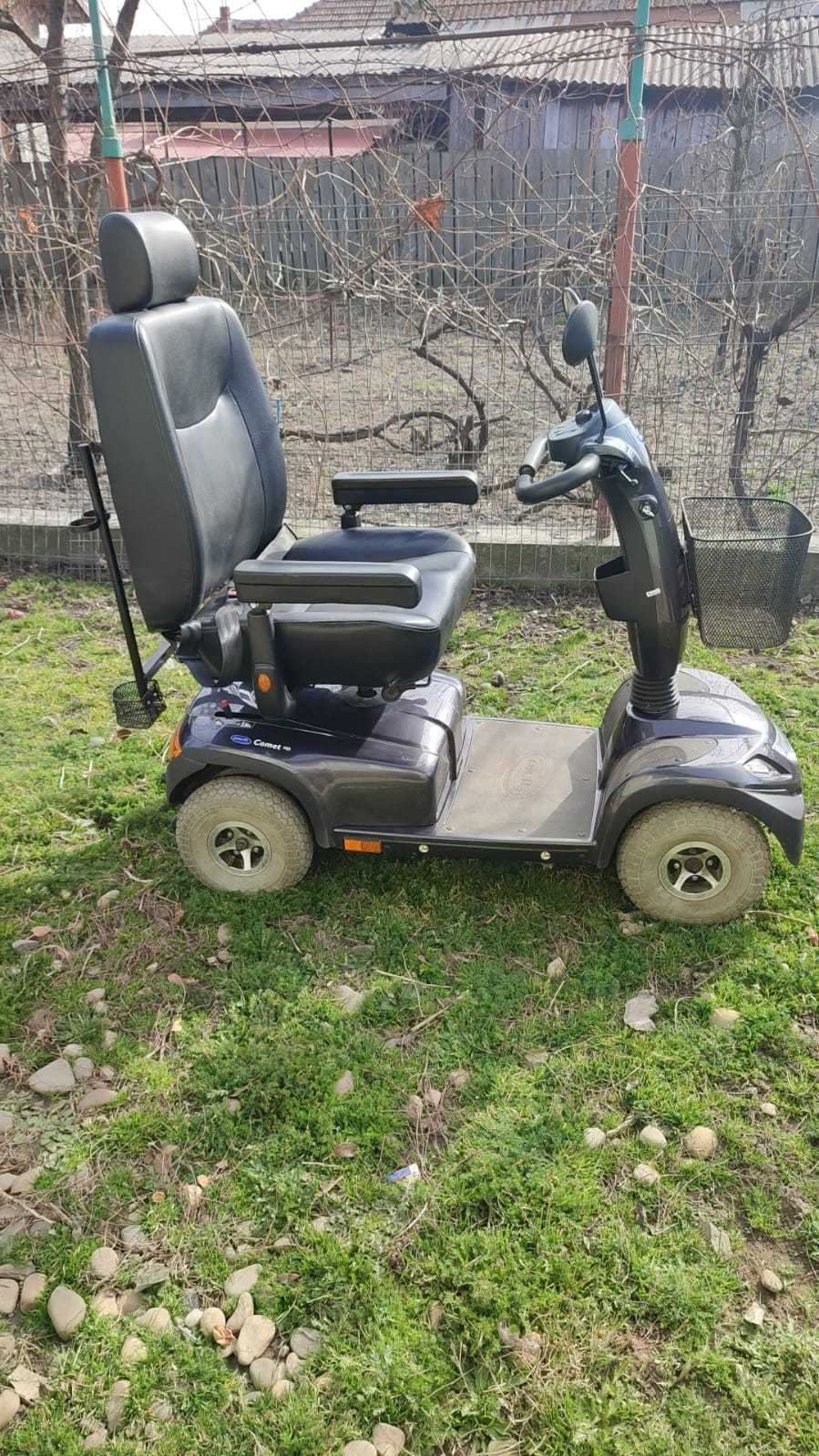 Scooter electric medical Invacare Comet HD