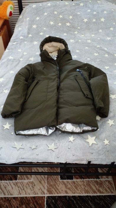 Продам зимнюю куртку для мальчика.