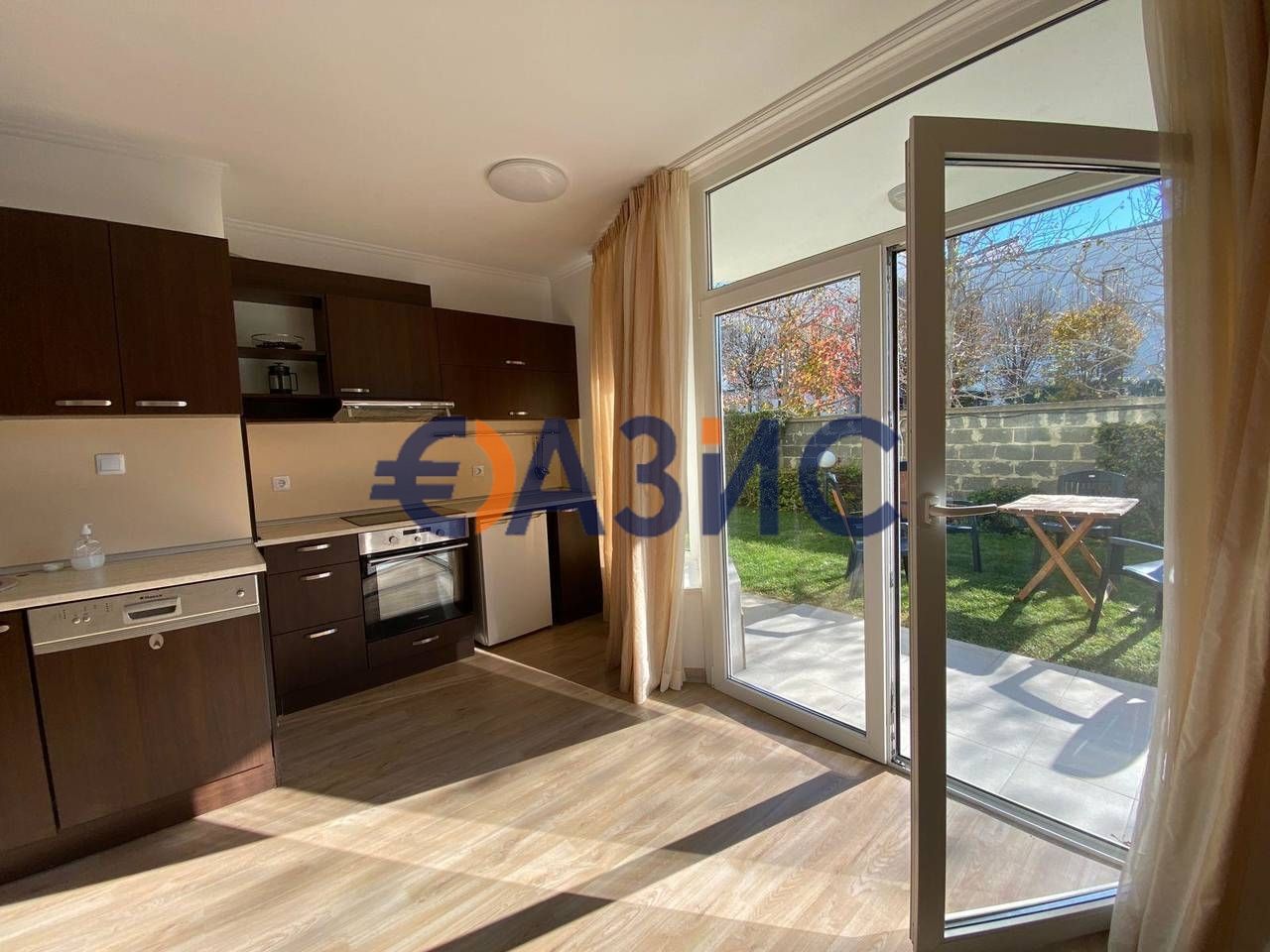 Продава се Тристаен апартамент в с. Равда, Област Бургас - 117 кв.м за 1240 €/кв.м - Снимка #13