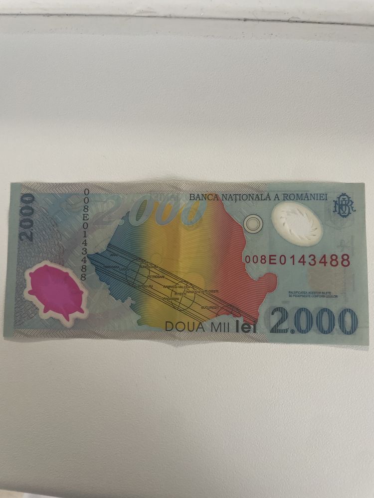 bancnota 2000 lei