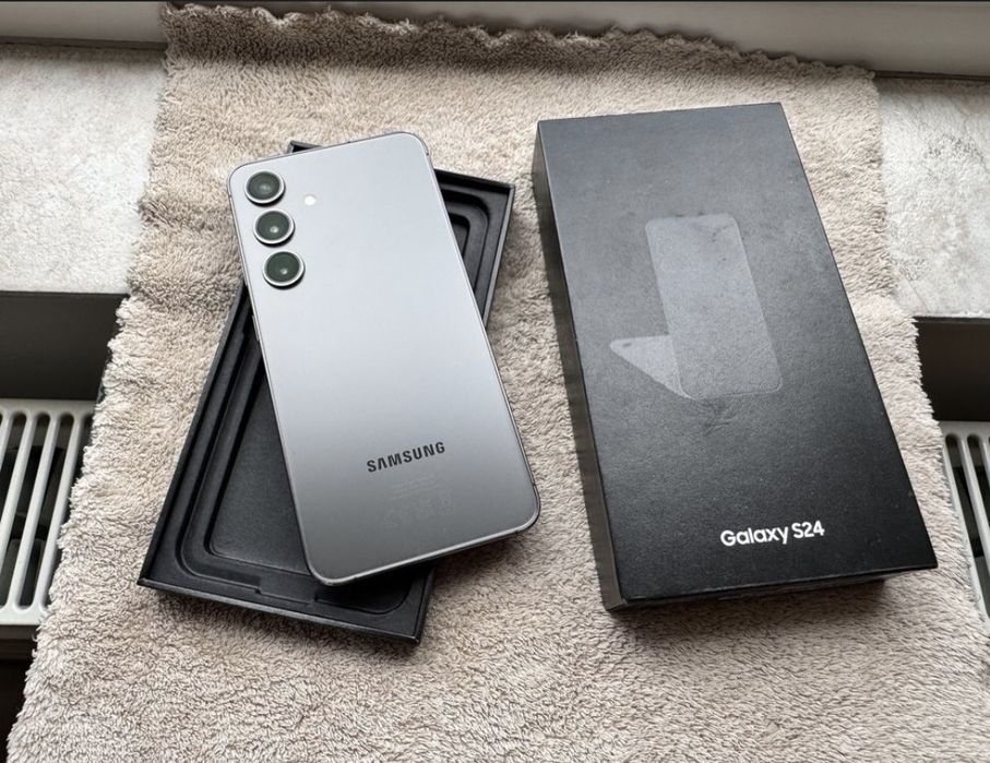 Vand Samsung Galaxy S24 Onyx Black 128gb