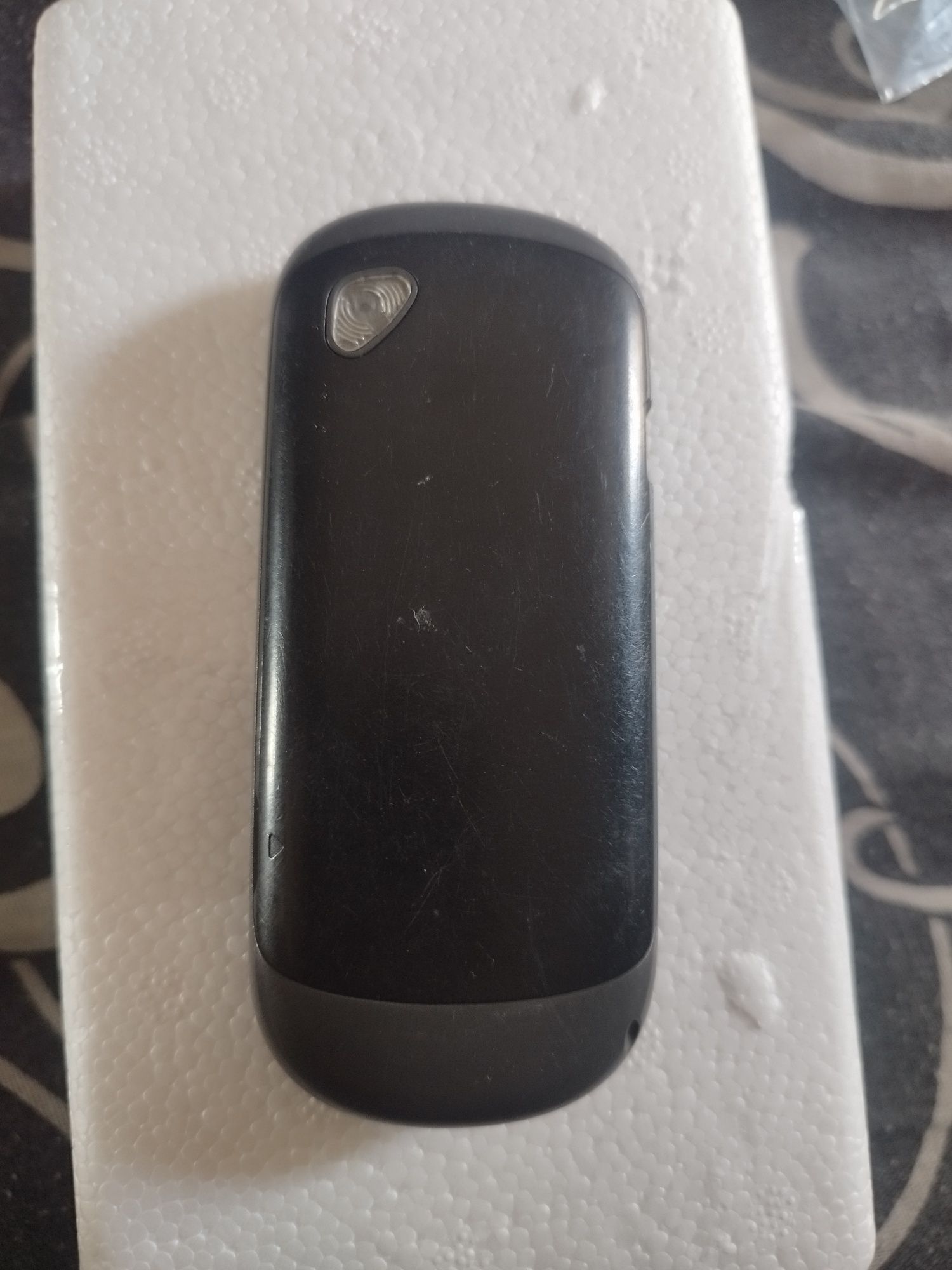 Мобилен апарат Alcatel OT 105