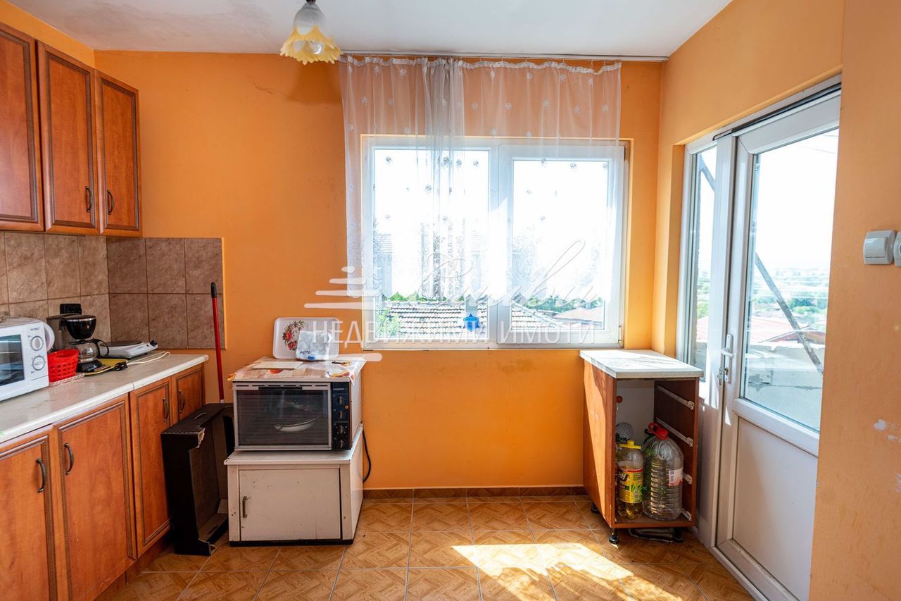 Продава се Етаж от къща в Шумен, Дивдядово - 90 кв.м за 737 €/кв.м - Снимка #1