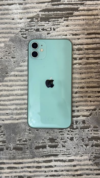 Продам IPhone 11
