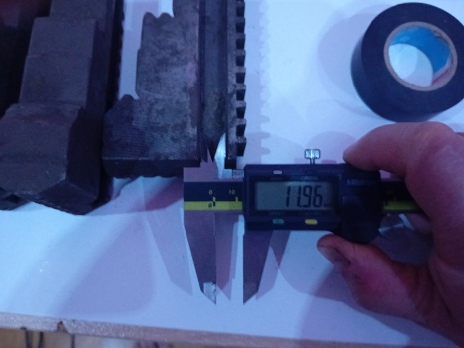 Челющи за струг/ универсал