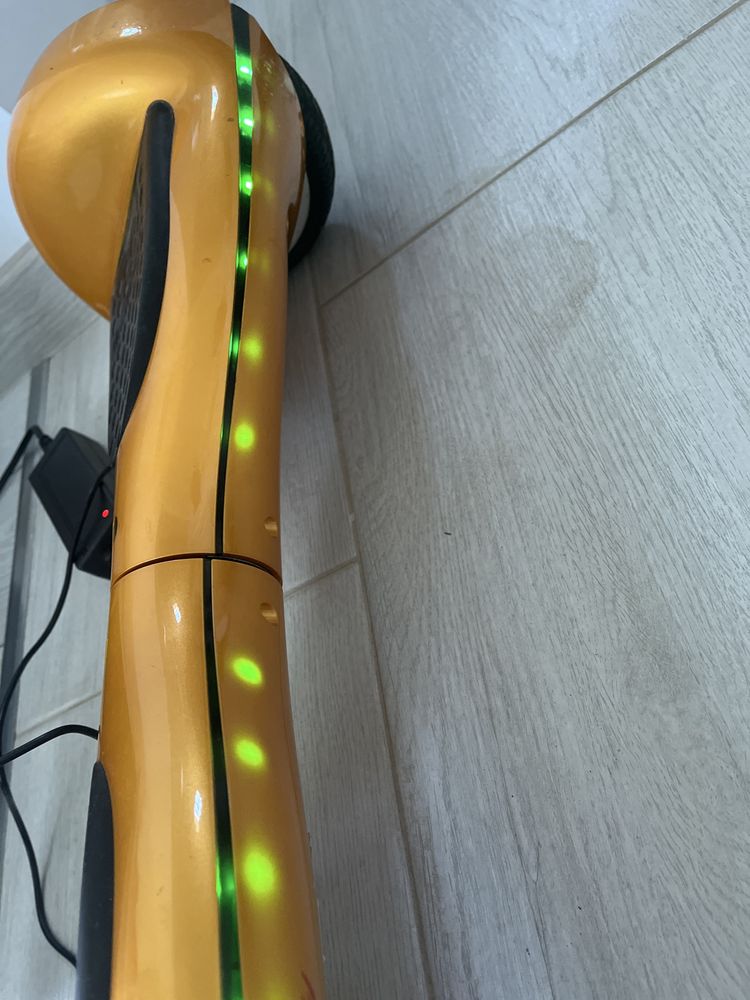 Vand hoverboord pret 400 negociabil