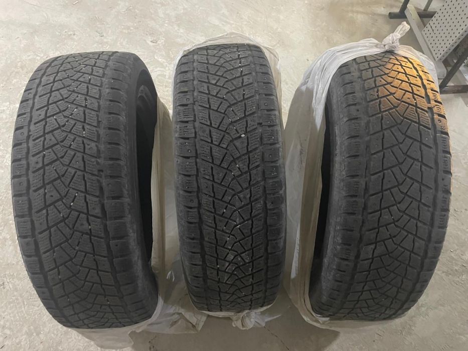 225/65/17 б/у шипованная резина