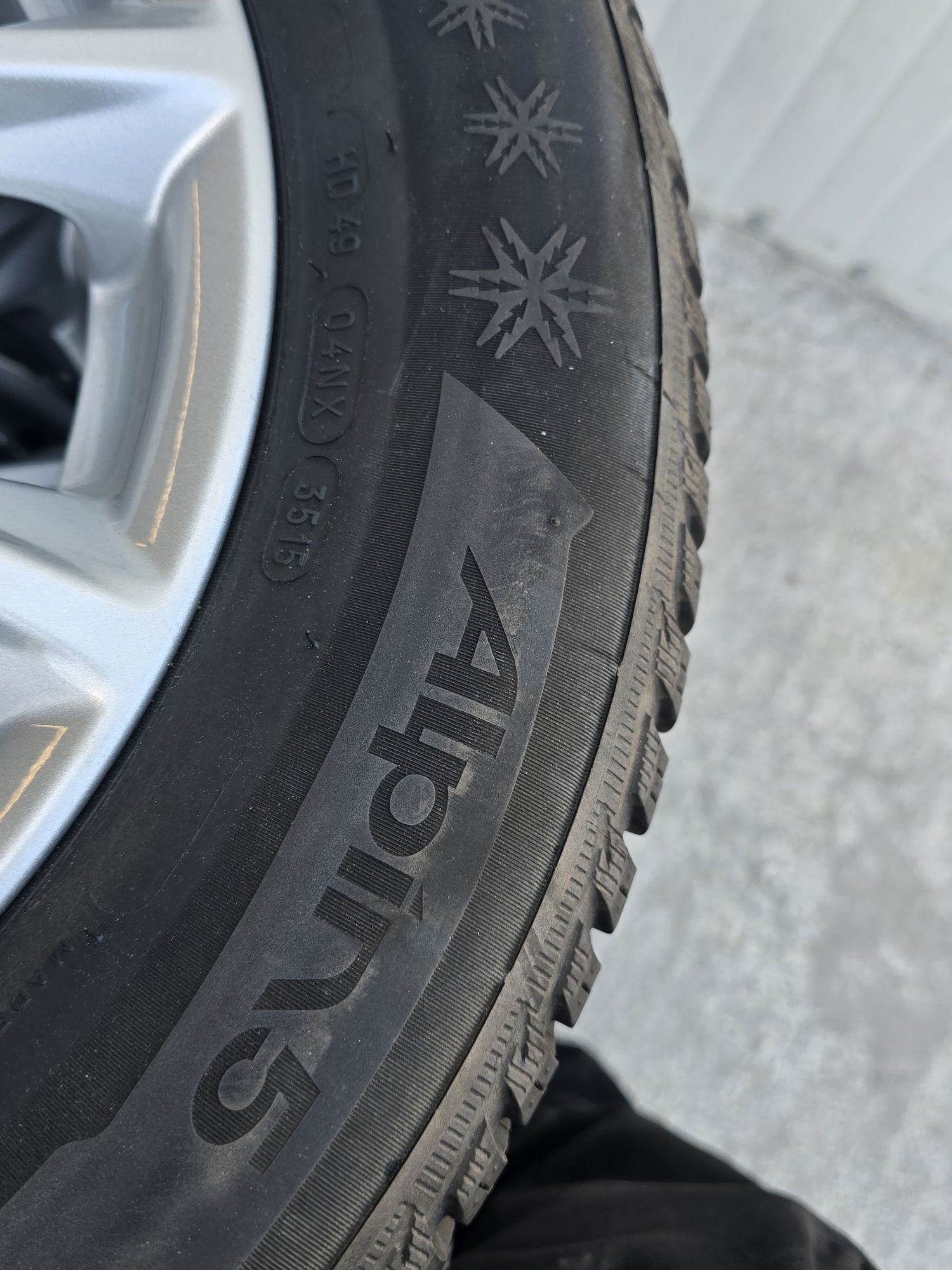 2 Броя 215/60/16 Michelin 2x7,5mm