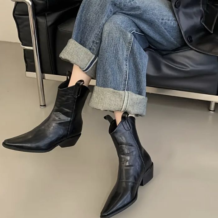 Продам ботильоны казачки