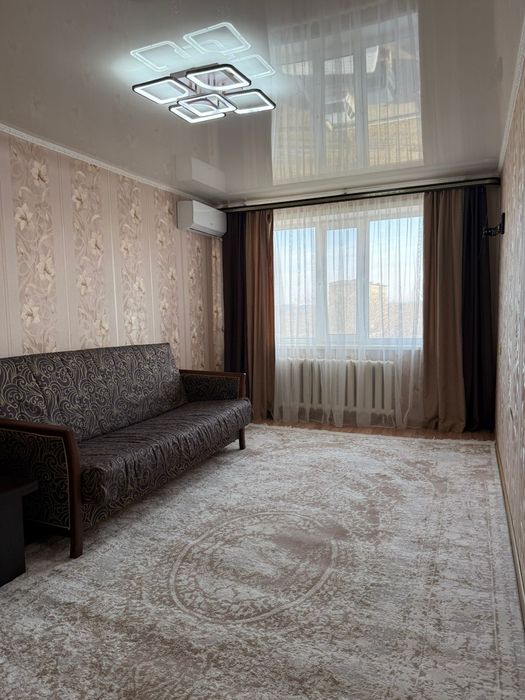 Продам 4 комнатную квартиру