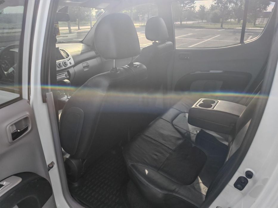 Mitsubishi L200 Automatic piele scaune electrice recent adus