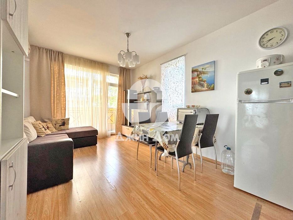 Продава се Тристаен апартамент в к.к. Слънчев бряг - 77 кв.м за 825 €/кв.м - Снимка #2